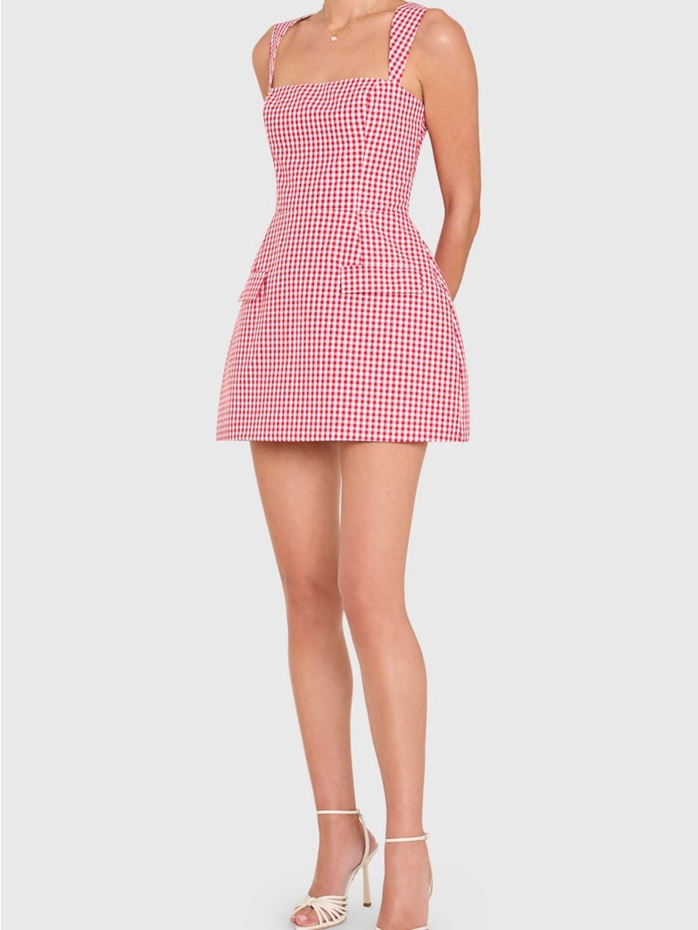 BETHANY SKORT ROMPER IN GINGHAM Size XS
Offers are welcome. - Picture 5 of 11